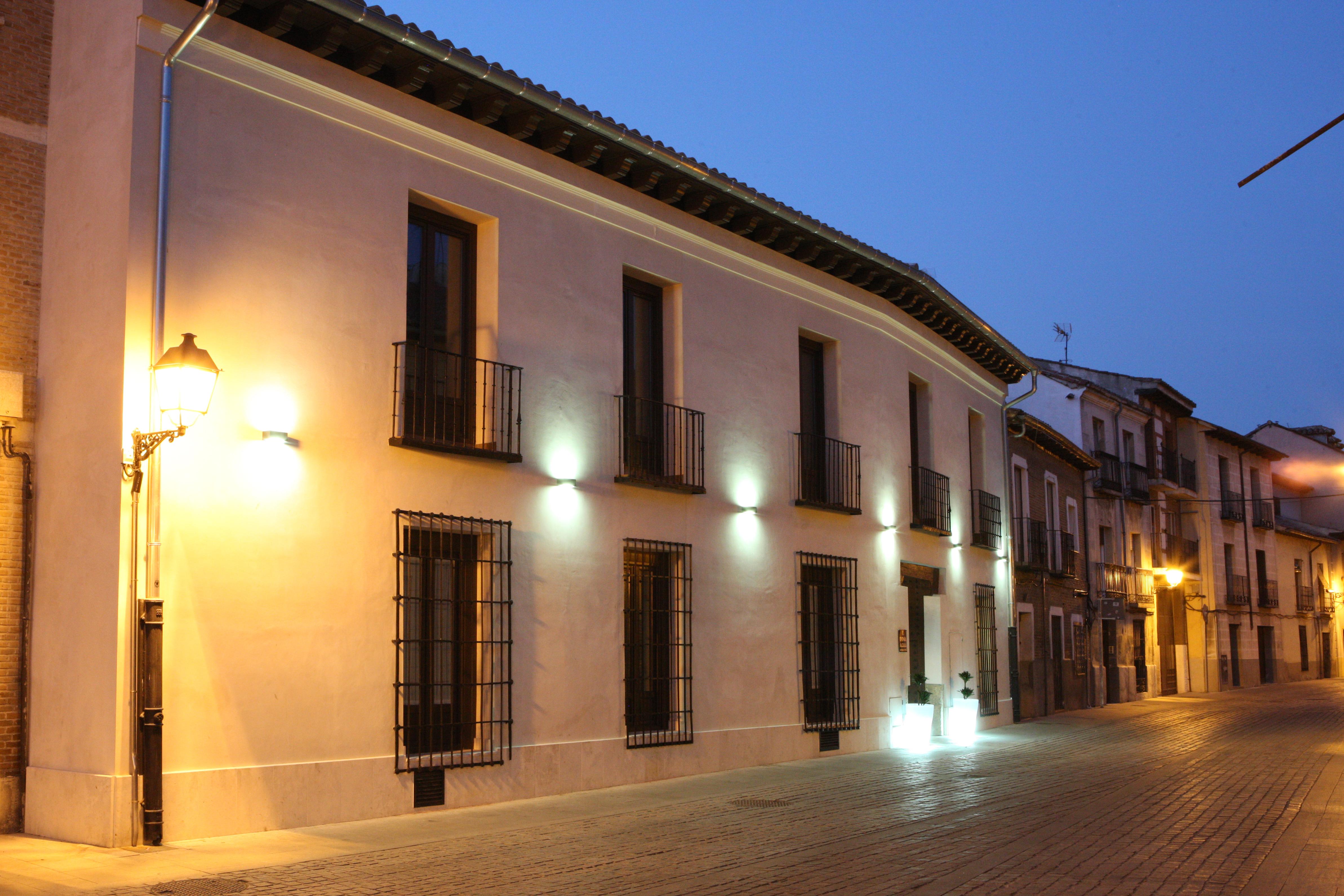 Evenia Alcalá Boutique Hotel Alcalá de Henares Extérieur photo