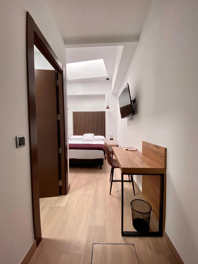 Evenia Alcalá Boutique Hotel Alcalá de Henares Extérieur photo